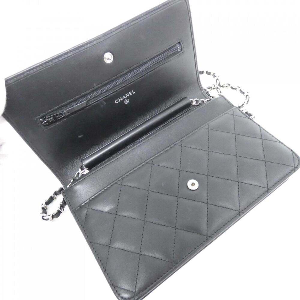 CHANEL Black Wallet - Picture 6 of 8